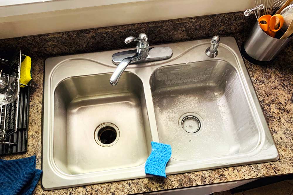 Electrodry Blog - Stinky Sinks