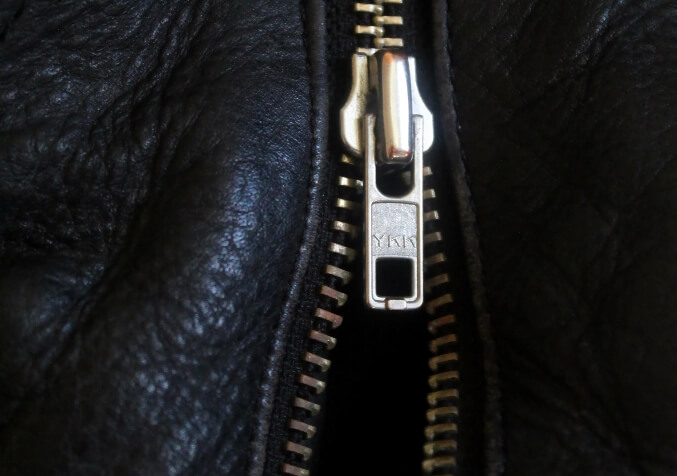 Stuck Bag Zipper