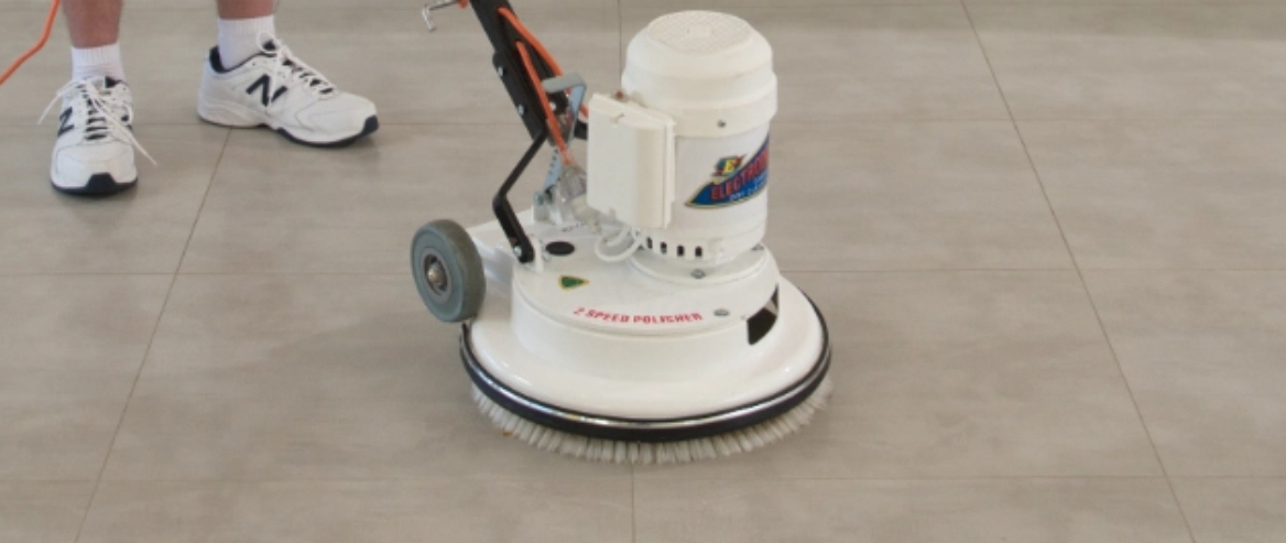 A Beginners Guide on How to Clean Tile Grout and Re-colouring