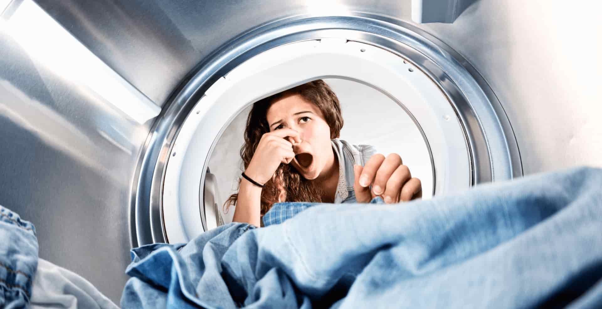 How to Clean A Dirty Washing Machine Naturally